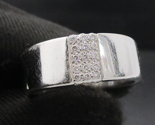 แหวน เพชร 3 แถว เพชร 21 เม็ด 0.10 กะรัต ทอง18Kขาว งานสวยมาก นน. 6.22 g