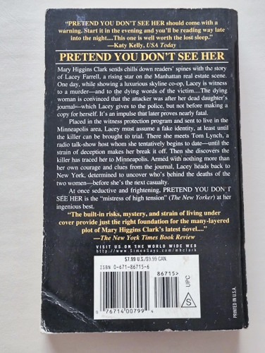 Pretend You Don't See Her / Author : Mary Higgins Clark 1